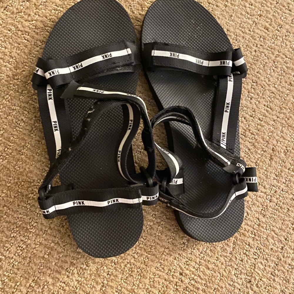Pink sandles